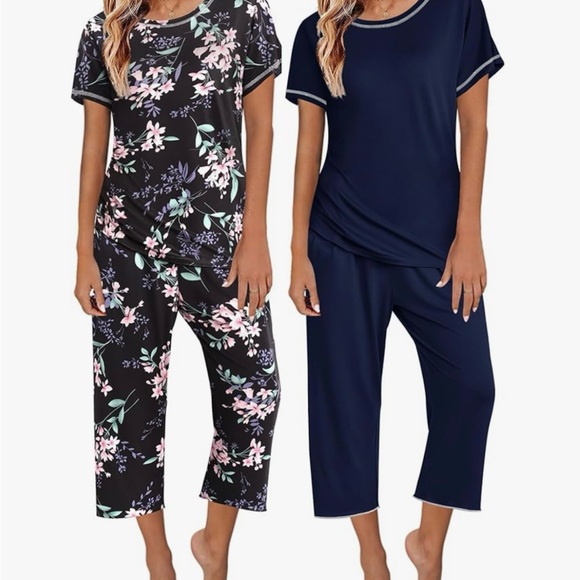 COPY - Ekouaer 2 Pack: Womens Pajamas Short Sleeve and Capri Pants Pjs Sets - Picture 1 of 2